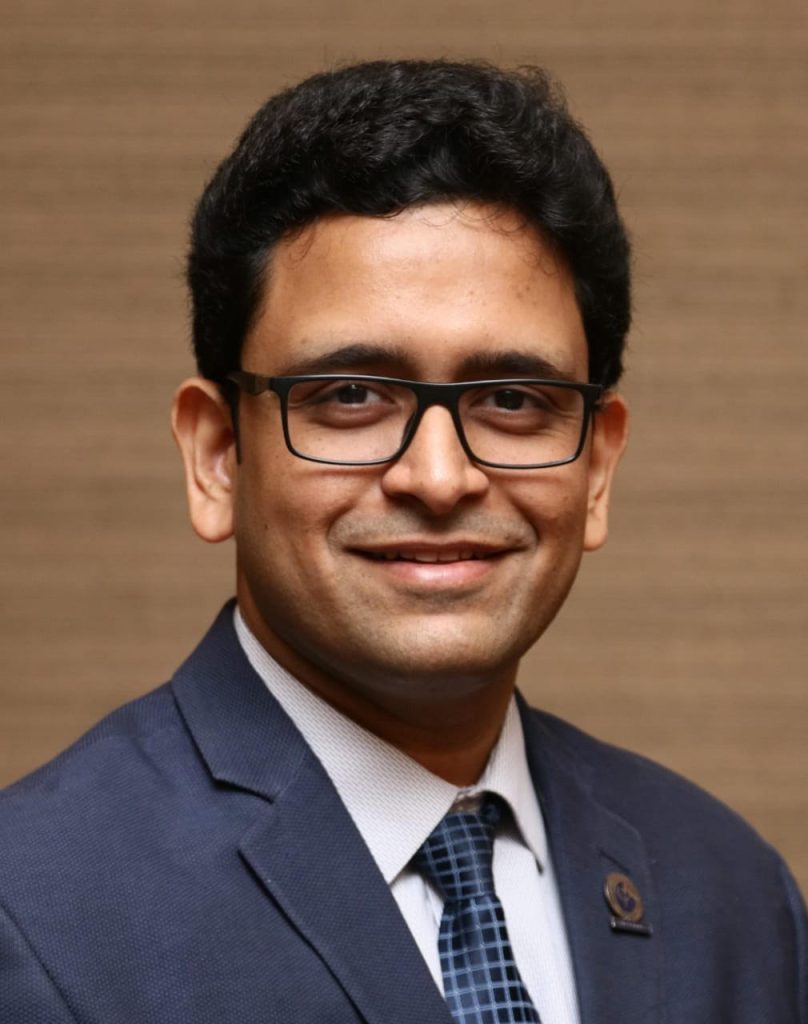 Dr. Sanket Pisat-Gynaecological Endoscopic Surgeon-Holy Spirit Hospital